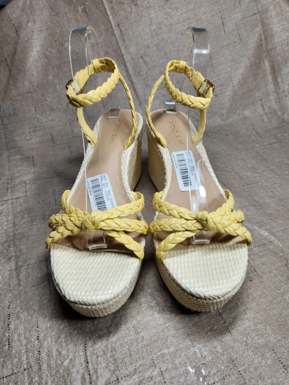 Antonio Melani Women's Size 9.5 M Platform Wedge Yellow Leather Ankle Strap 145 - Picture 3 of 7